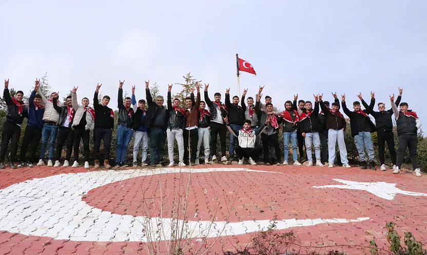 Afyon'da 14 Yıldır Değişmeyen Gelenek... Askerden Önce Köy Nöbeti