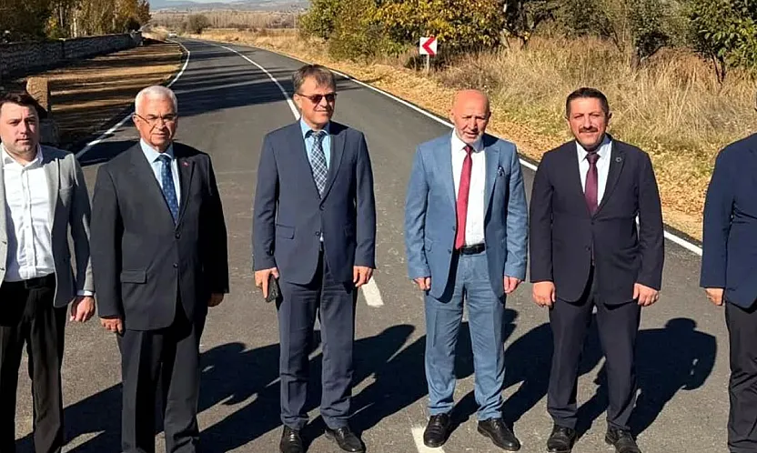 Afyon'da 3 Köyü Birbirine Bağlayan Yol Asfalta Kavuştu!