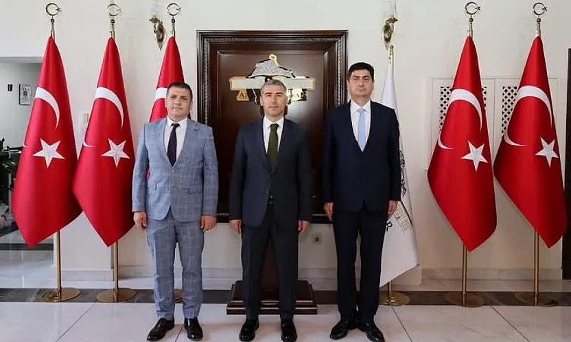 Afyon'da 3 Önemli İsim Vali Aktaş'ın Makamında