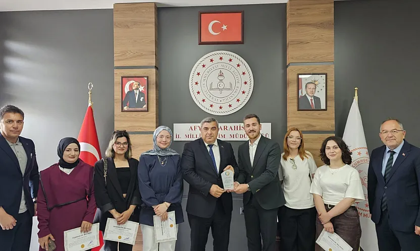 Afyon'da 30 Okulda 11.513 Öğrenciye Bağımlılıkla Mücadele Anlatıldı