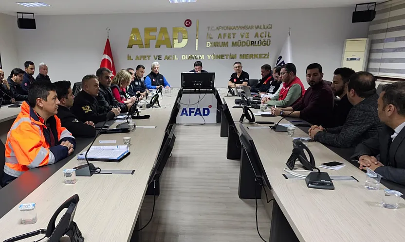 Afyon'da Alarm: Kriz Masası Kuruldu, Vatandaşlara Uyarı!