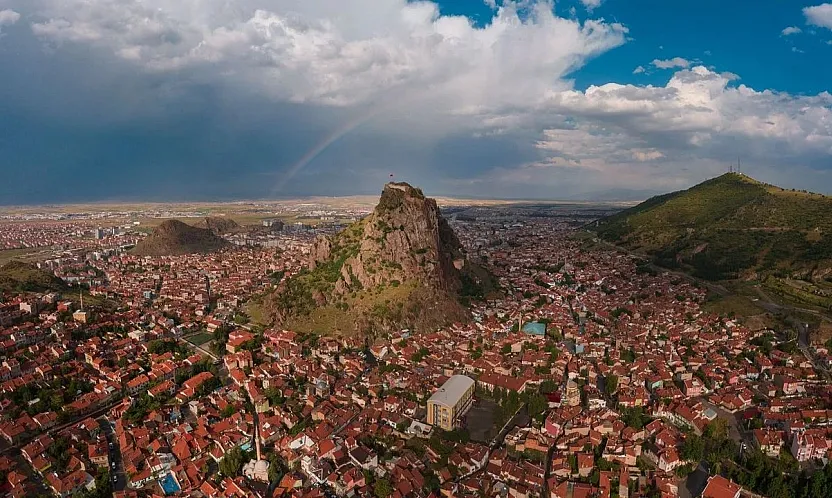 Afyon'da Bu Pazar Seçim Olsa, Hangi Parti Kaç Milletvekili Çıkarır?