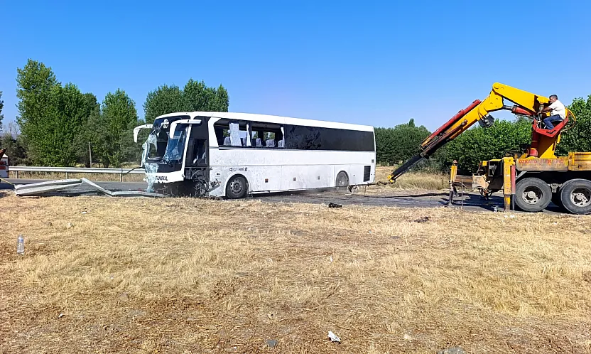 Afyon'da Can Pazarı! 22 Yaralının Tedavisi Devam Ediyor