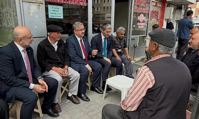 Afyon'da Cuma Sonrası Dikkat Çeken Buluşma