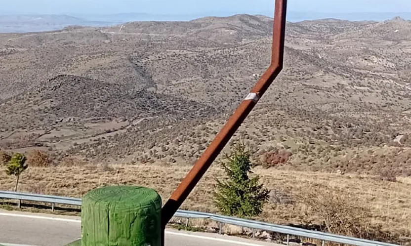 Afyon'da Cumhuriyet Bayramı Öncesi Dikkat Çeken Çağrı: Tabelalar Yok!