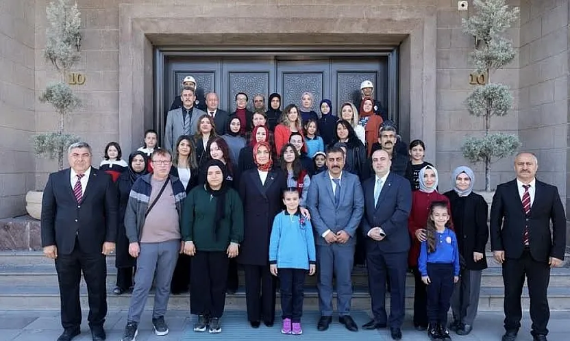 Afyon'da Cumhuriyet Coşkusu Ödülle Taçlandı