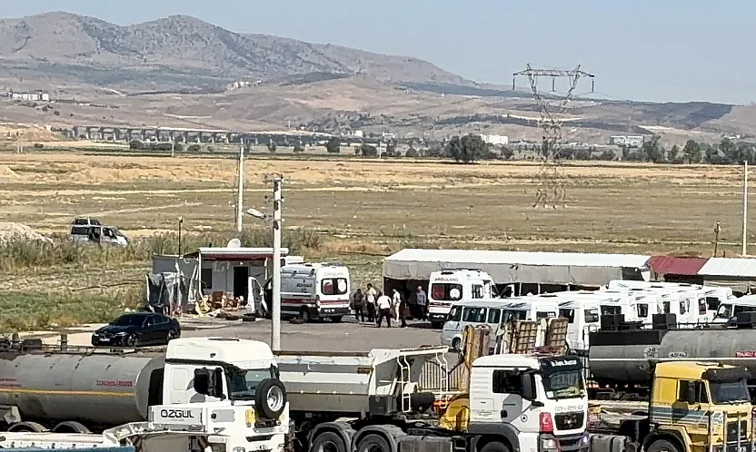 Afyon'da Dolmuş Durağı'na Silahlı Saldırı