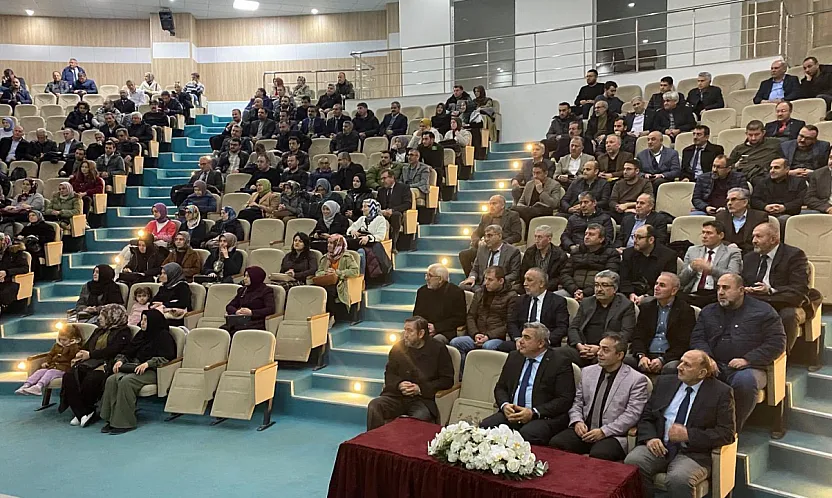 Afyon'da Eğitimciler Ve İdarecilere Önemli Konferans