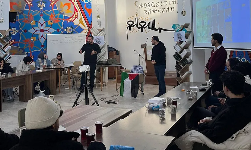 Afyon'da Filistinli Öğrencilerle Özel Program