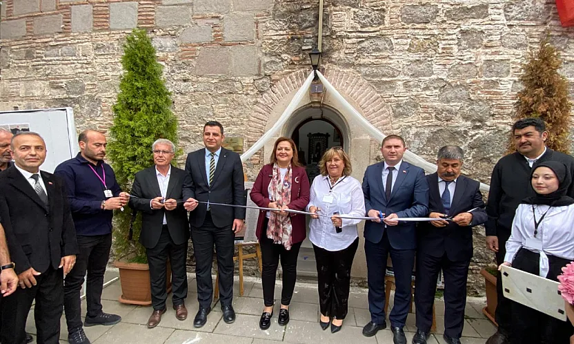 Afyon'da Millet Hamamı'na Girenler Geçmişe Yolculuk Yapıyor!