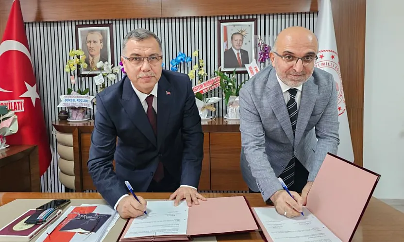 Afyon'da Öğrenciler İçin Yeni Dönem: Örgün Eğitimle Birlikte Hafızlık İmkanı