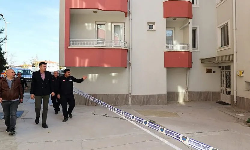 Afyon'da Riskli Bina Tahliye Edildi. Vatandaşlar Güvenli Bölgelere Taşındı