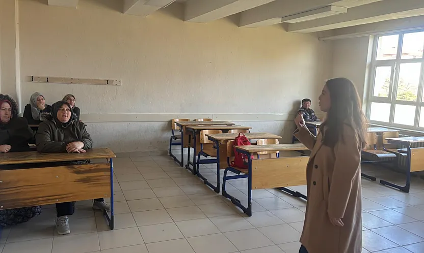 Afyon'da 'Velilere' Örnek Eğitim