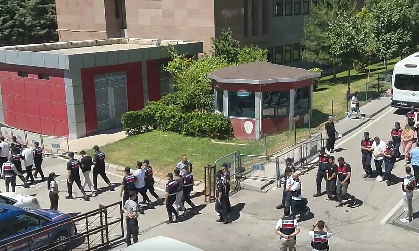Afyon Dahil 14 İlde Dev Dolandırıcılık Operasyonu