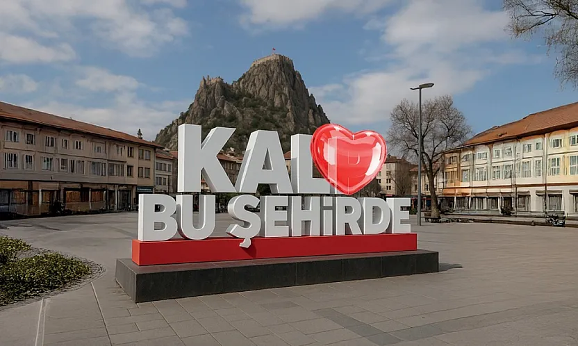 Afyon İçin Kalplere Dokunan Slogan: Kal Bu Şehirde