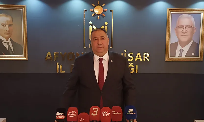 Afyon İYİ Parti'de Basın Toplantısı... Nasıl Başladı, Nasıl Bitti?