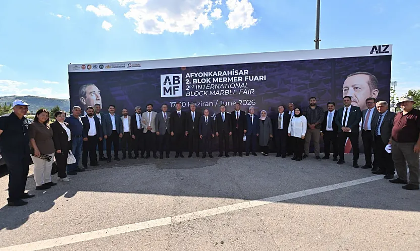 Afyon'un Eniştesi Afyon'da Esnafla Bir Araya Geldi