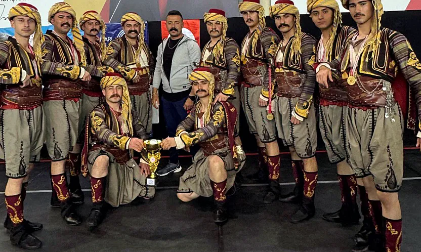 Afyon'un Halk Oyunları Ekipleri Türkiye Şampiyonası Biletini Aldı