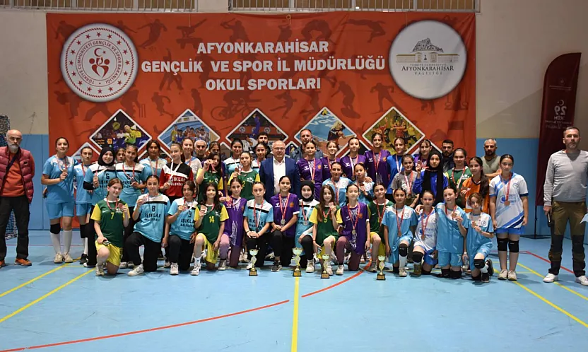 Afyon'un Küçük Yıldızları Büyük İş Başardı