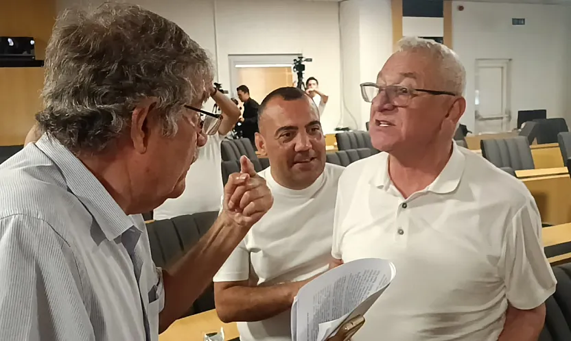 Afyonkarahisar Belediye Meclisi'nde Ortalık Karıştı!