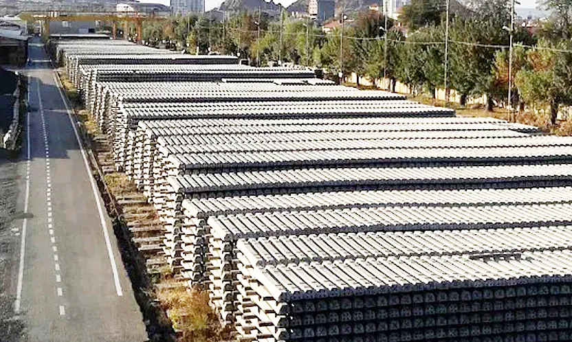 Afyonkarahisar'da 19 Bin 5 Adet Hurda Beton Traversi Satışta