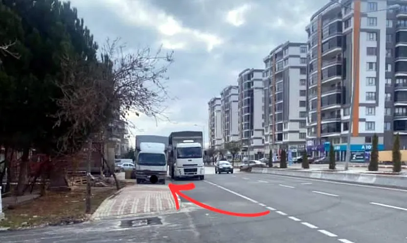 Afyonkarahisar'da Şaşkına Çeviren Park!