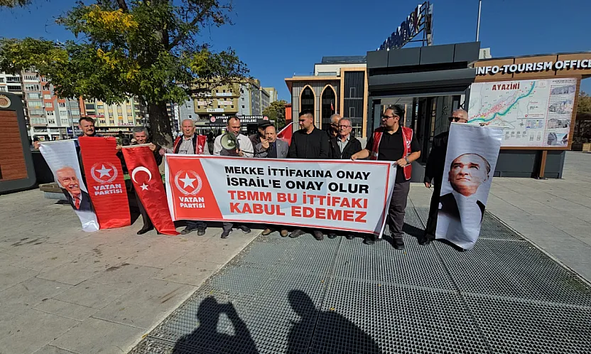 Afyonkarahisar'dan Ankara'ya: Afyonkarahisar'da Boş Yakıt Tankerinde Yangın ÇıktıaAfyonkarahisar'da Boş Yakıt Tankerinde Yangın ÇıktıReddedin!