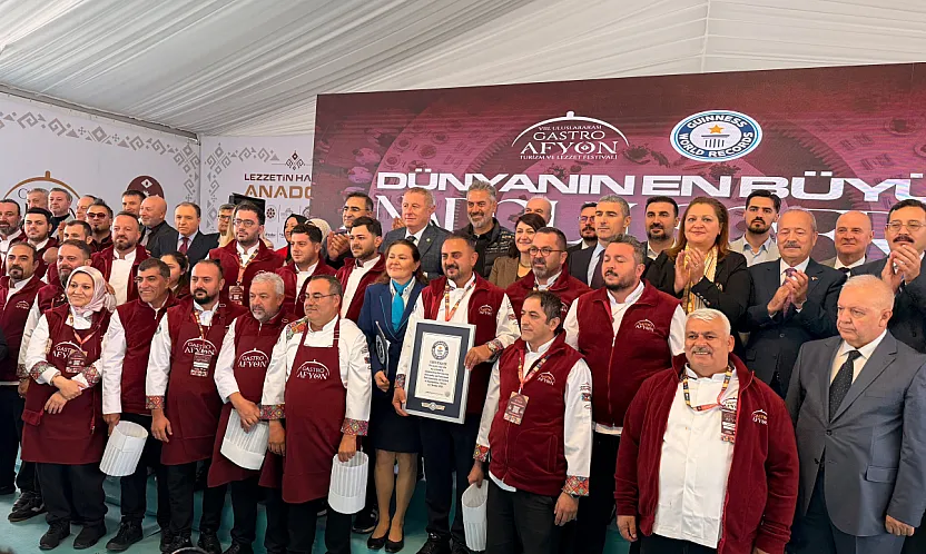 Afyonkarahisar Guinness Rekorlar Kitabı'na Girdi!