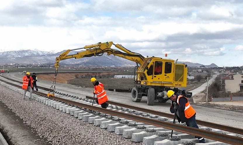 Afyonkarahisar, Hızlı Tren'in Önemli Durağı Olacak