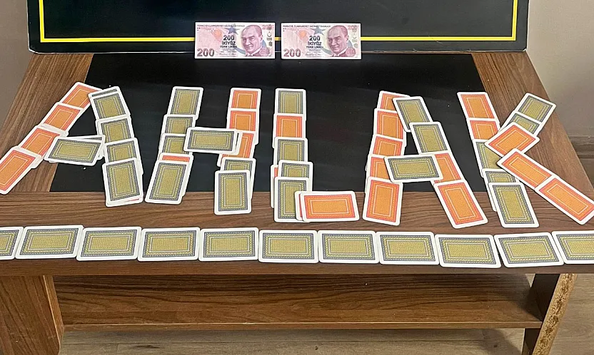 Afyonkarahisar Polisi 1 Haftada 35 Kişi Yakaladı