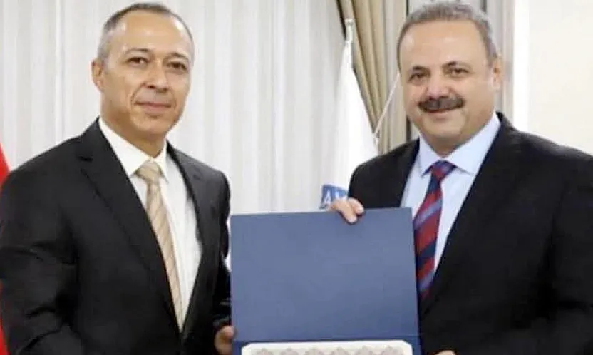 Afyonlu Bilim İnsanının Başarısına Takdir