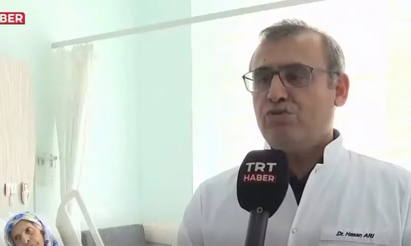 Afyonlu Prof. Dr. Hasan Arı'dan Türkiye'de bir ilk