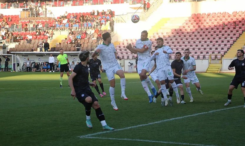 Afyonspor'un Golü Sayılmadı, Bornova'nın Golü İptal Edildi!