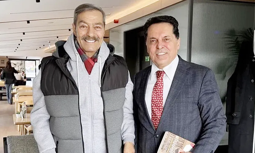 Ahmet Özer, Kadim Dostu Kadir İnanır'ı Ziyaret Etti