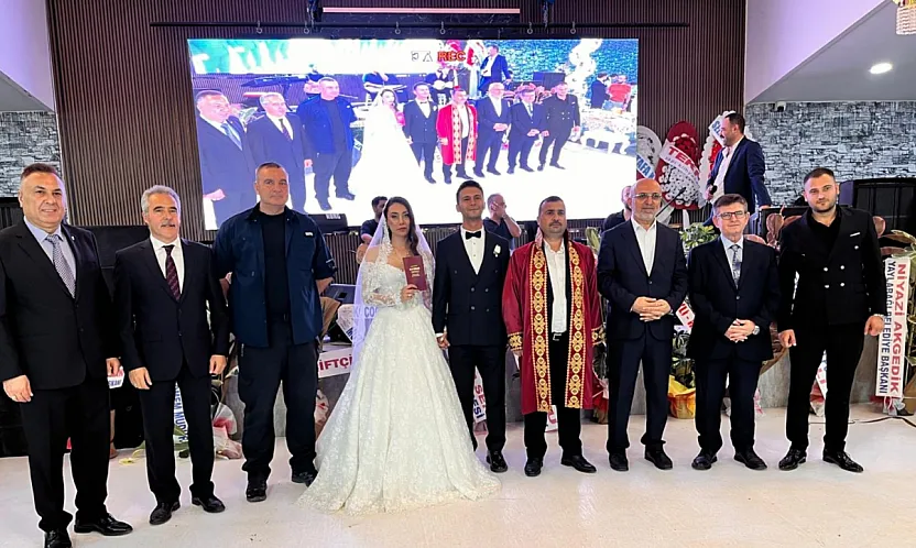 Aile Ve Nüfus 10 Yılı Kapsamında 10. Resmi Nikâh Kıyıldı