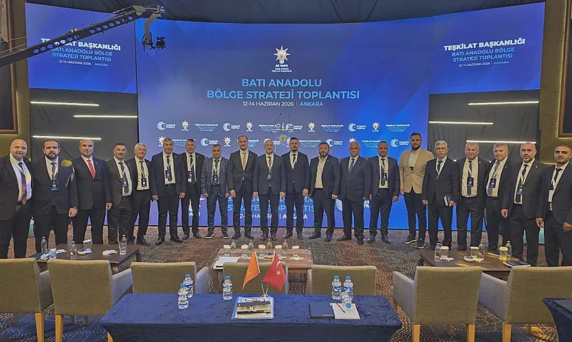 AK Parti Afyon Teşkilatı Strateji Toplantısında Tam Kadro