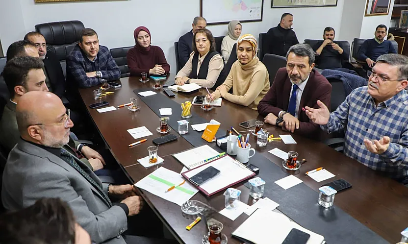 AK Parti: Davamız Koltuk Değil, Hizmet Davası