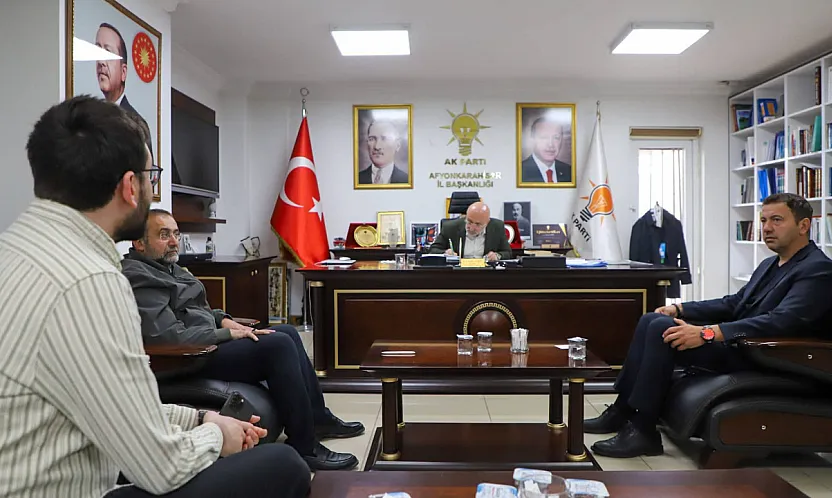 AK Parti'de İlçe Başkanları Toplandı