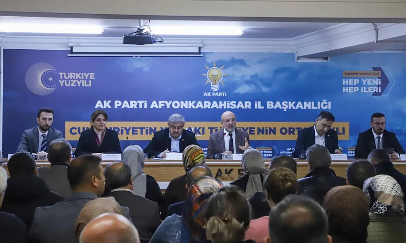 AK Parti Toplandı: Kimseye Verilecek Hesabımız Yok!