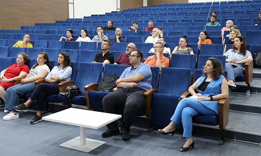 Akademide Yapay Zekânın İşlevi İstişare Edildi