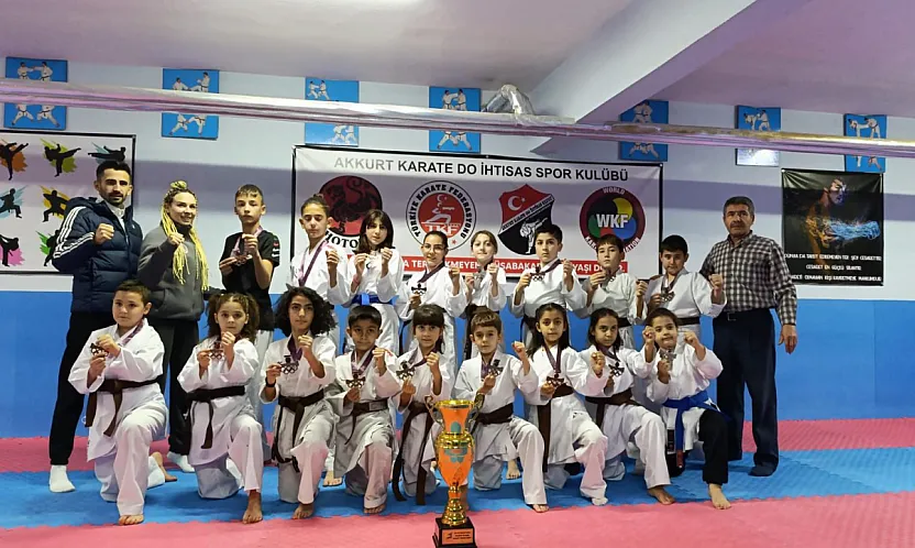 Akkurt Spor Kulübünden Rekor Madalya