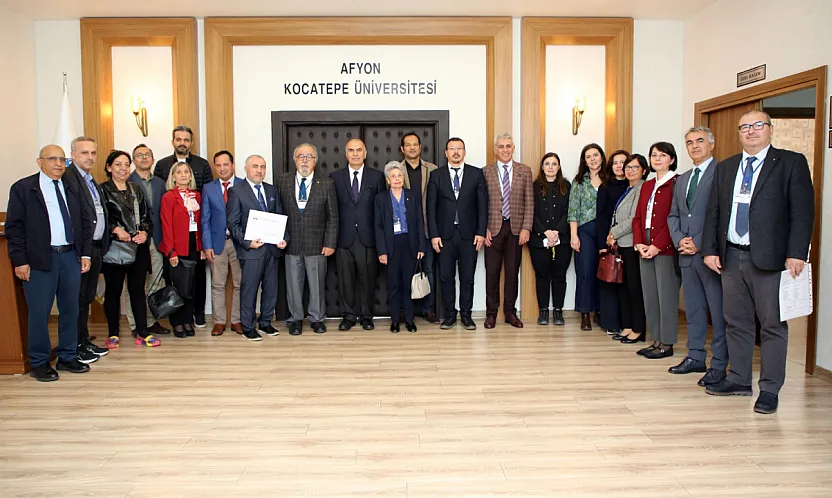 AKÜ, Akreditasyona Odaklandı