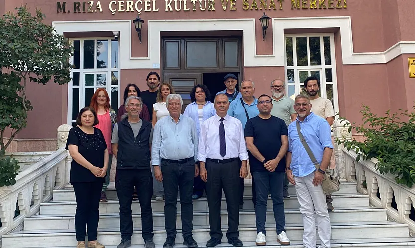 AKÜ'de Sanat Rüzgârı! 34 Sanatçının Eserleri Aynı Sergide Buluştu
