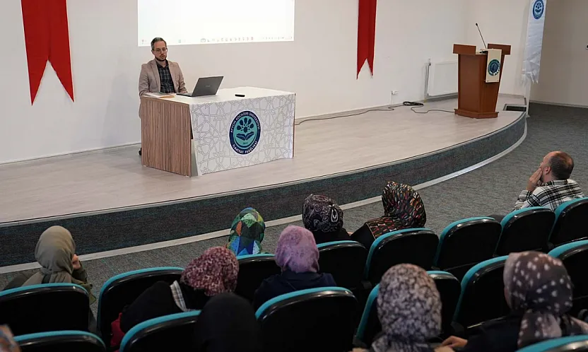 AKÜ'den Öğrencilere Uyarı!