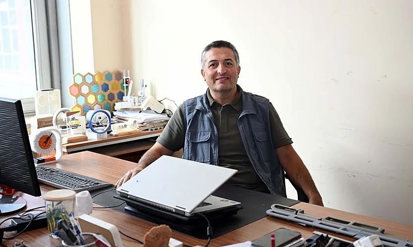 Akü'den Teknoloji Alanında Çifte Başarı Buluş Patent Aldı, Yeni Projeye TÜBİTAK Desteği