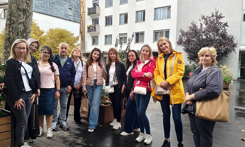 AKÜ'lü Akademisyenler Sürdürülebilir Moda İçin Paris'te