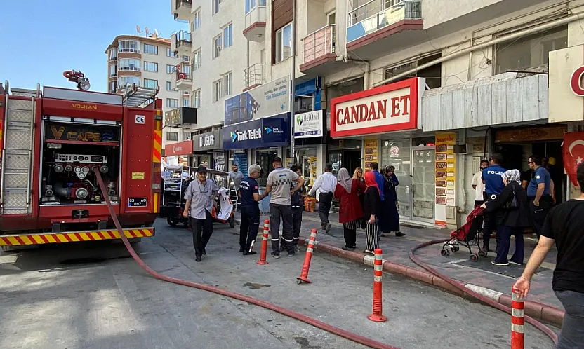 Ambaryolunda Yangına Müdahale Ediliyor