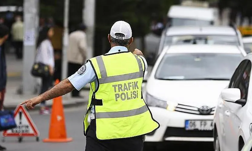 Araçlarda Bulundurulması Gereken Aletlerle İlgili Bakanlık Açıklama Yaptı