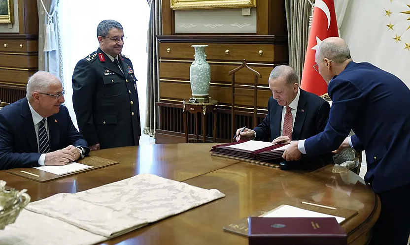 Asteğmenlikten Paşa'lığa Terfii Eden İlk İsim Afyon'un Yeni Komutanı Oldu
