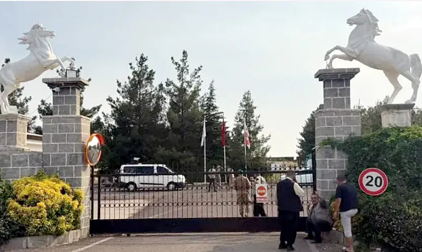 At Yetiştiricisi İki Aile Arasındaki Halı Saha Kavgası 4 İle Sıçradı: 2 Ölü